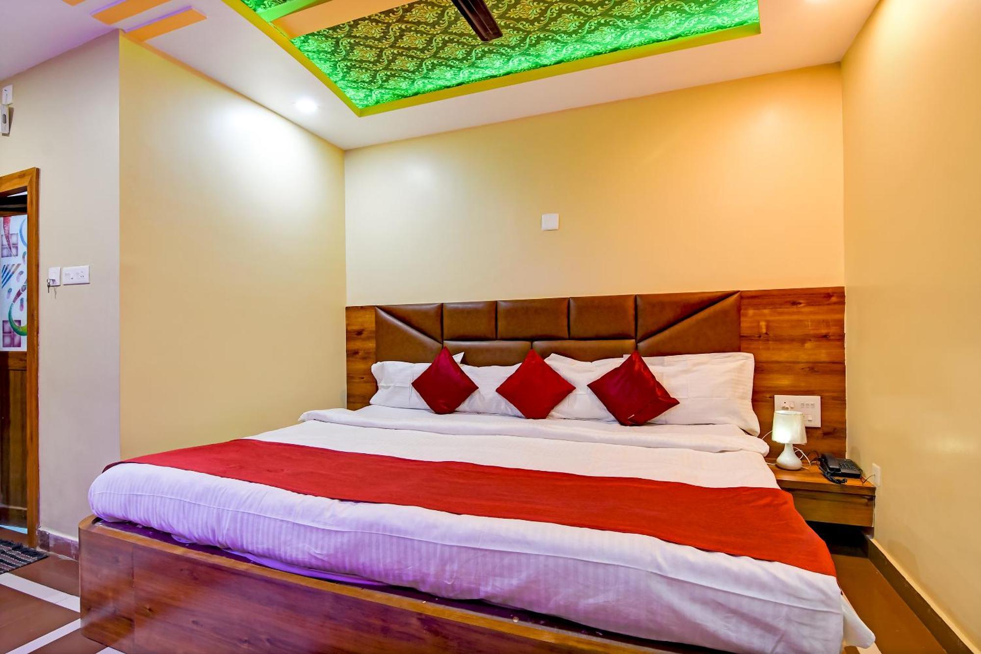 Hotel Ashray Puri Exterior foto